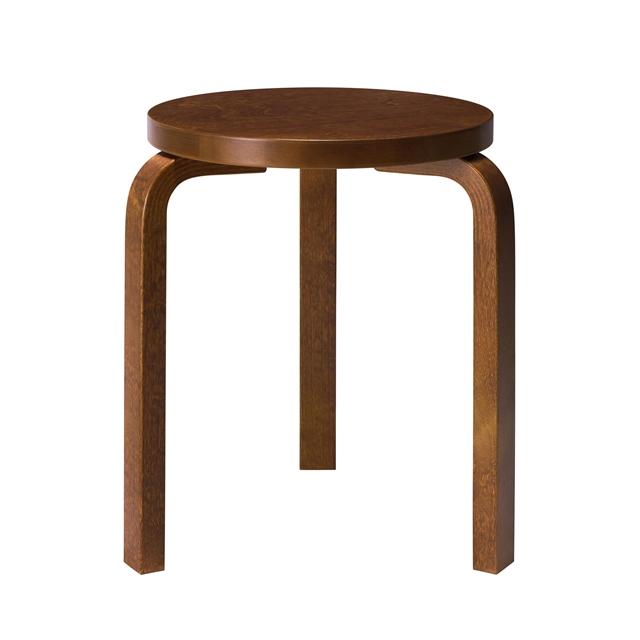 Artek 60 Skammel i Valnød - Designet af Alvar Aalto