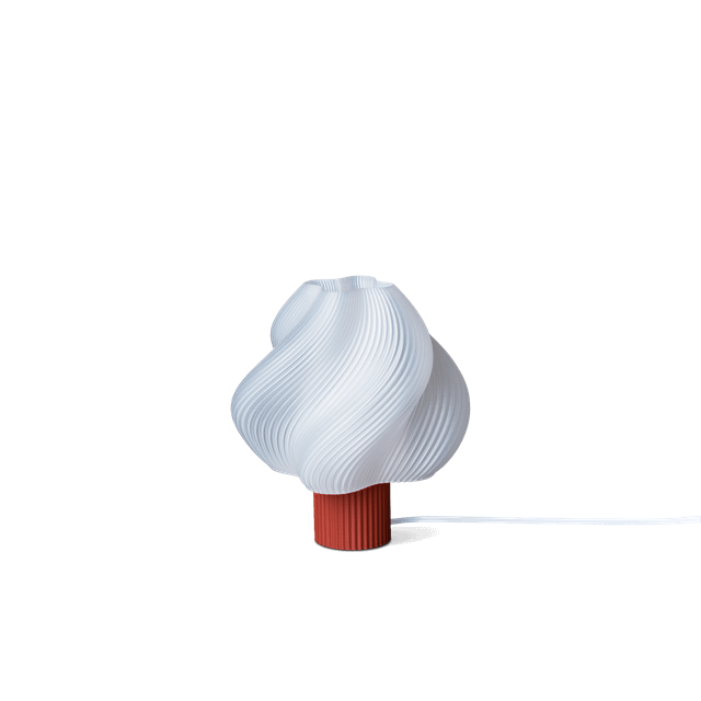 Bordlampe Soft Serve i Rhubarb – Skandinavisk Design