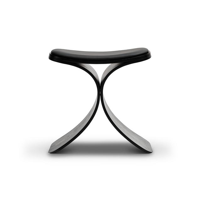 Elegant Sort Eg Skammel fra Gejst - Designet af Jens Fager