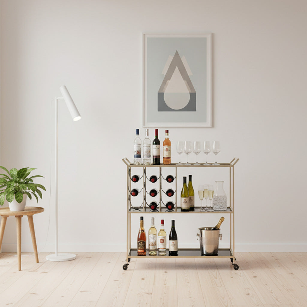 Elegant Guldfarvet Serveringsvogn i Metal og Glas - 79x39 cm