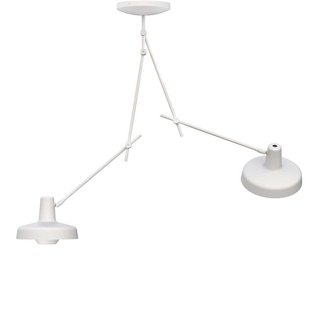 Grupa Arigato Hvid Loftlampe – Elegant Dobbelt Design