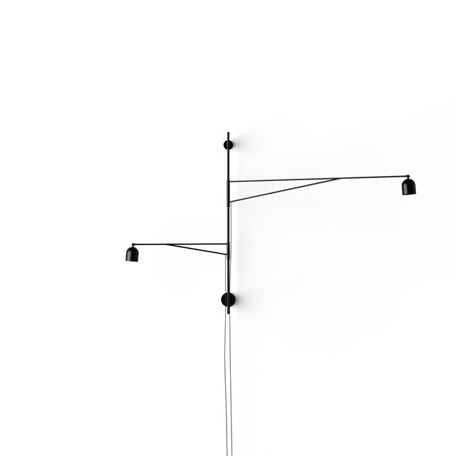 Karakter Awkward Væglampe i Sort - Elegant Design