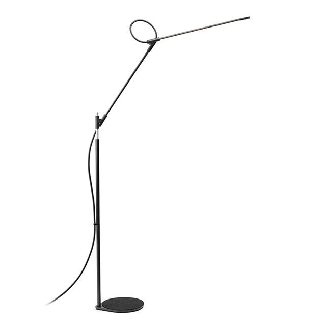 Pablo Superlight Gulvlampe i Sort - Elegant og Funktionel