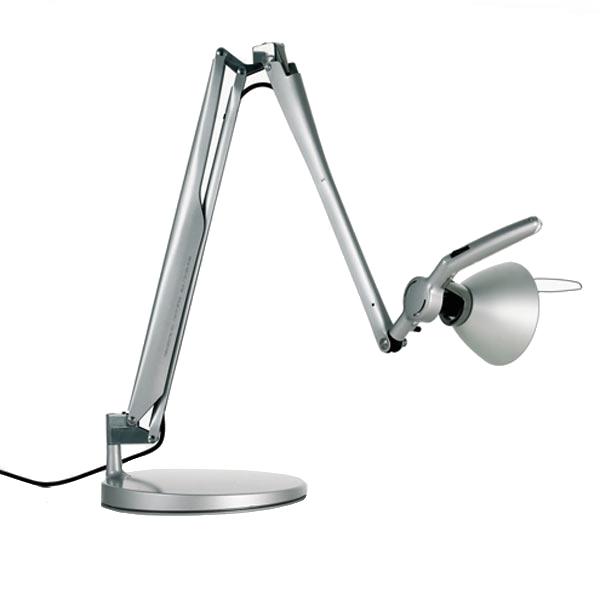 Luceplan Fortebraccio Bordlampe i Aluminium - Fleksibel Design