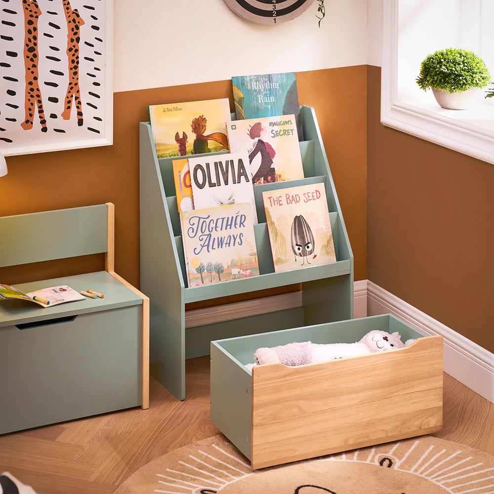 Trendy Salviegrøn Børnebibliotek i Skandi-Stil