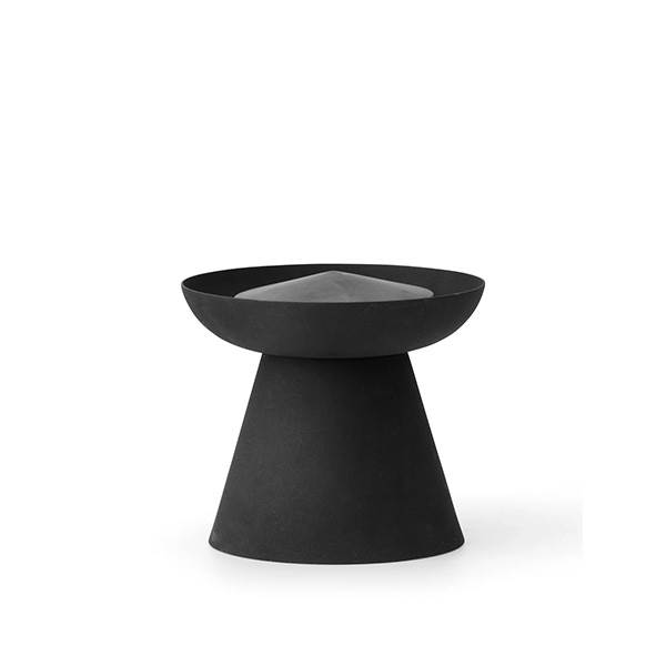 Audo Copenhagen Meira Oil Lantern H 135 Cm - Sort  5709262157471